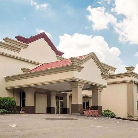 Days Inn By Wyndham Williamsport Kültér fotó